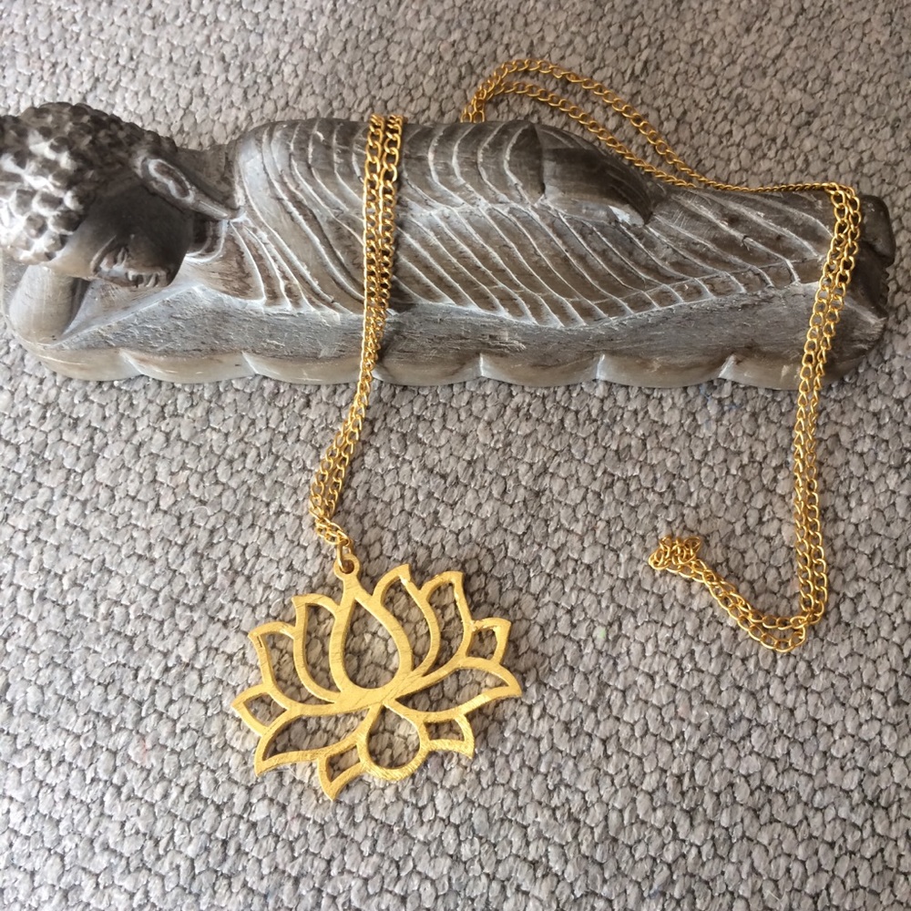 18k Gold Plated Lotus Necklace - Picture 1 of 4